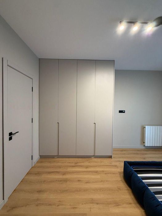 Дава се под наем Тристаен апартамент в София, Красно село - 97 кв.м за 1300 € - Снимка #5