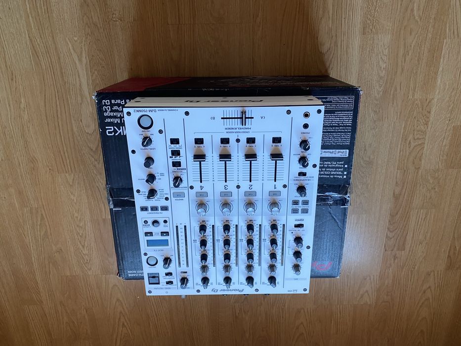Mixer DJ Pioneer DJM750 mk2 custom