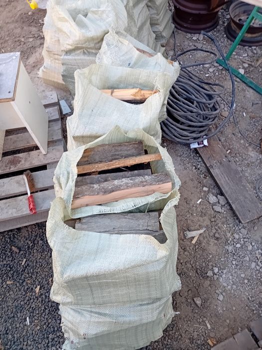 Продам дрова в мешках 1000