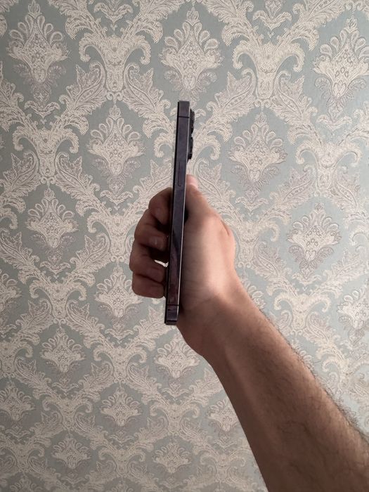 Продам Айфон 14 про макс 256гб