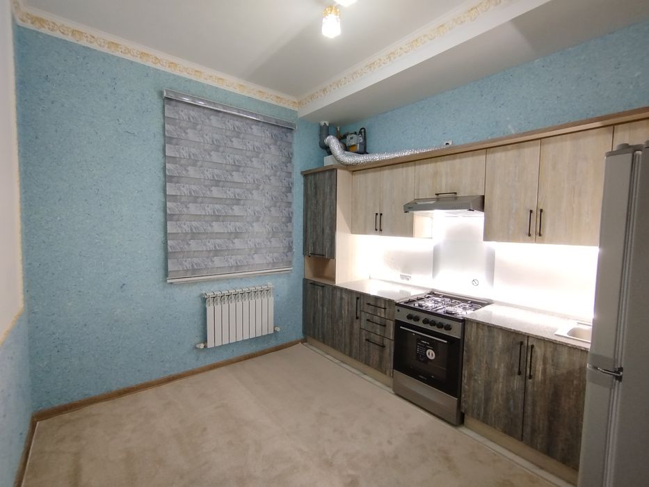 Урганч шахрида 1 каватда 2 хонали квартира ижарага берилади