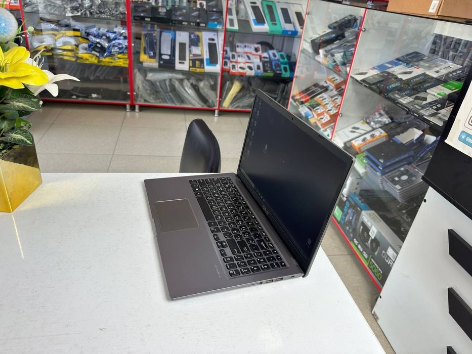 Asus core i3-1115G4 8/256nvme ssd ideal xolatda