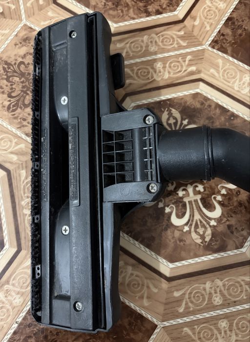 Пылесос Elenberg MD-VC12K