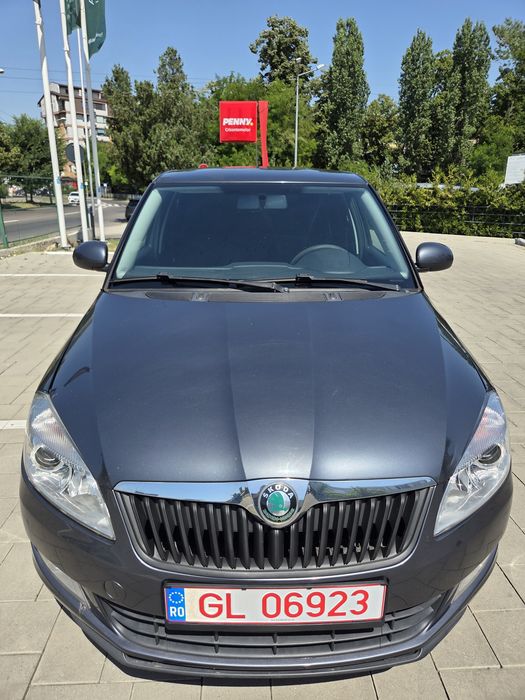 SKODA Fabia 2012 — imagine 3