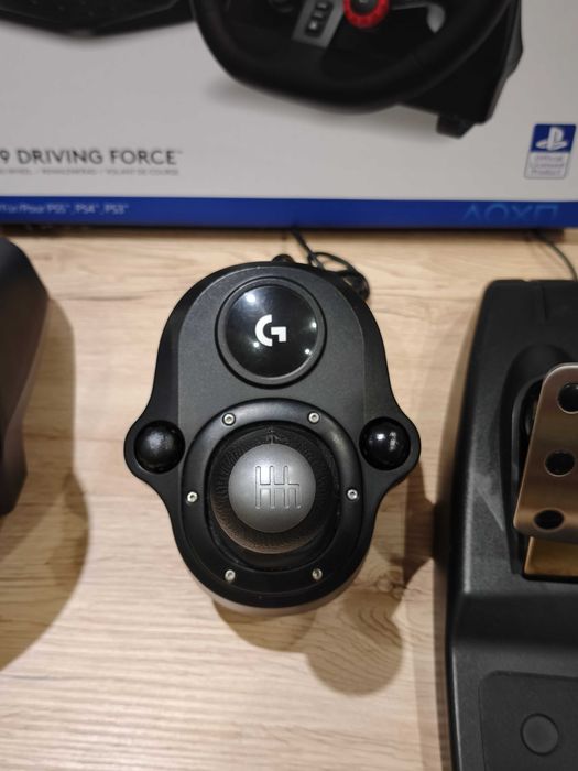 Logitech G29+скоростен лост и гаранция