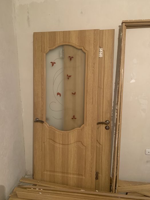 Ламинат есіктер сатамын срочно бағасына келісеміз