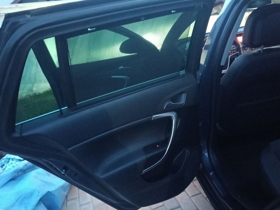 Vând Opel insignia