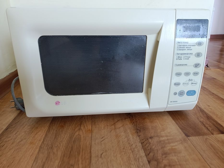 Микроволновая печь фирмы LG