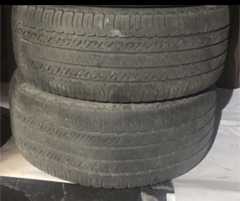 Продам лето 2 шт 235/50/R17