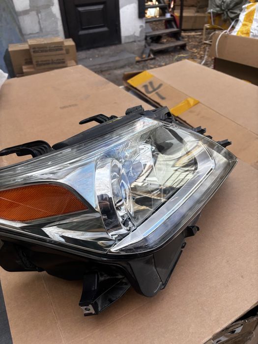 Фары на lexus lx 570