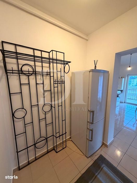 Apartament 1 cameră-zona Eroilor Floresti