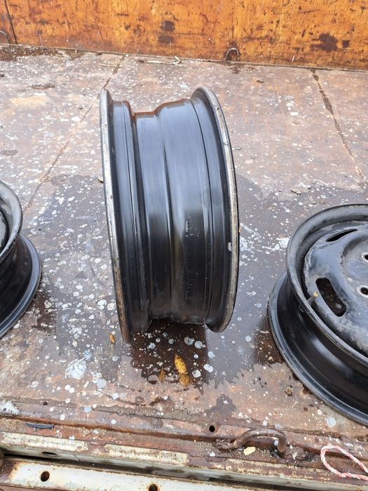 Продам диски на микроавтобус