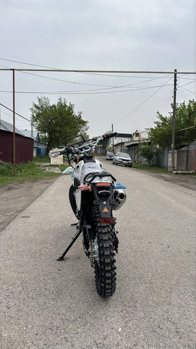 Продам эндуро  300куб