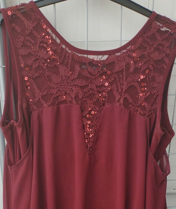 Rochie eleganta bordo