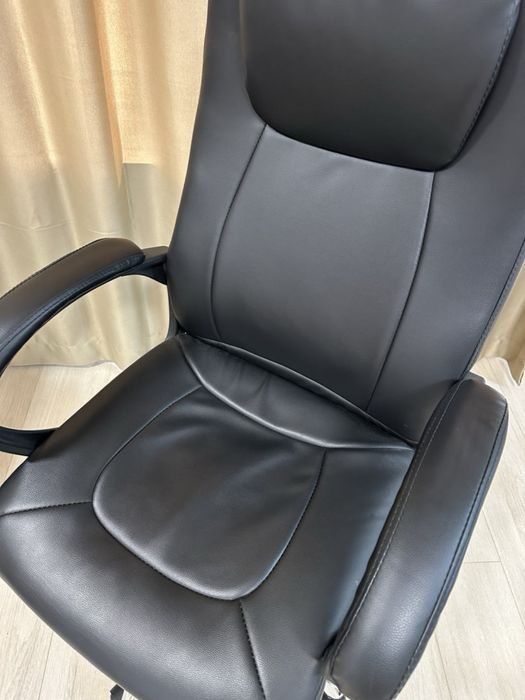 Офис стол в отлично състояние