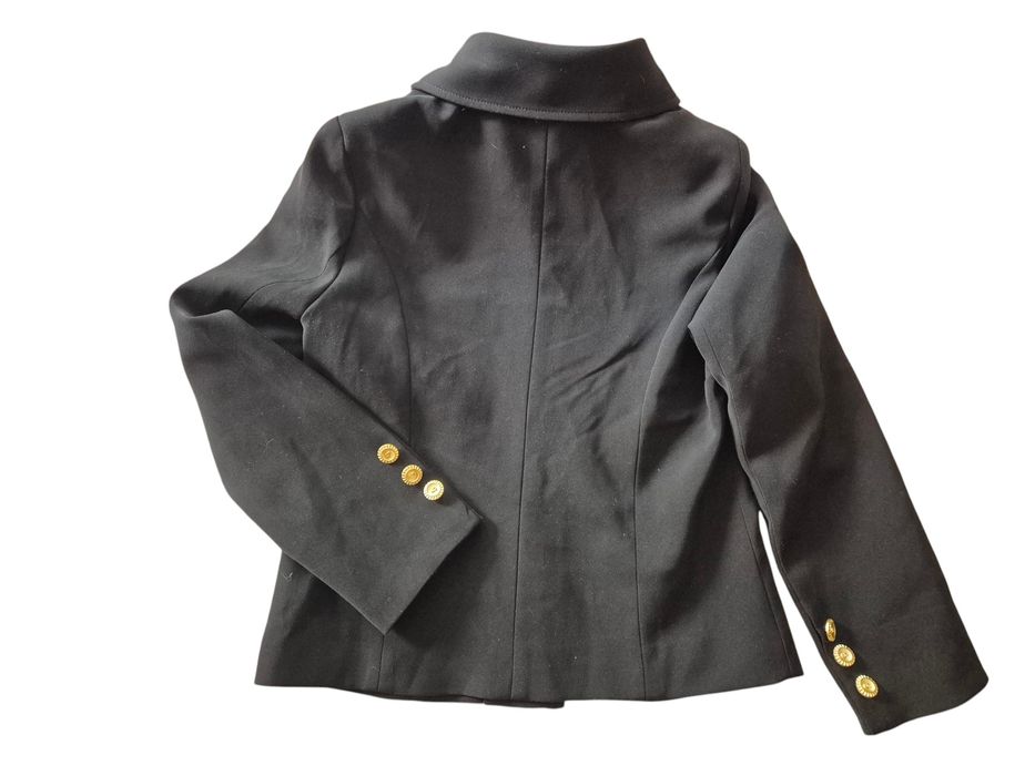 Chanel Balmain Prada сака жилетки