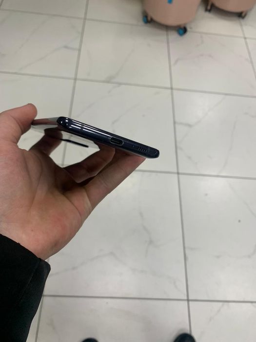 Продам самсунг с10 лайт