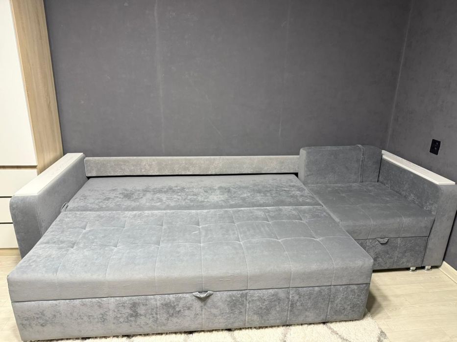 Диван в хорошем состоянии