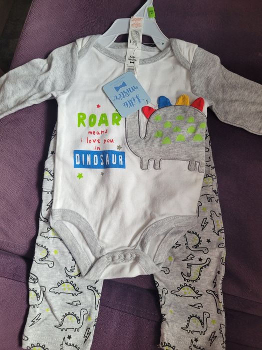 Нови Детски дрехи на символични цени