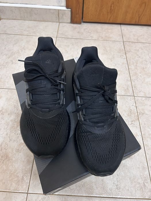 Маратонки Adidas Pureboost