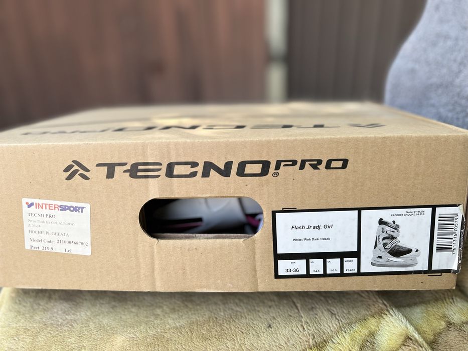 Patine de hochei pe gheata pentru fete!