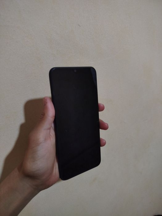 Продаю свой Xiaomi Redmi 9A. Главное преимущество — увеличенная память