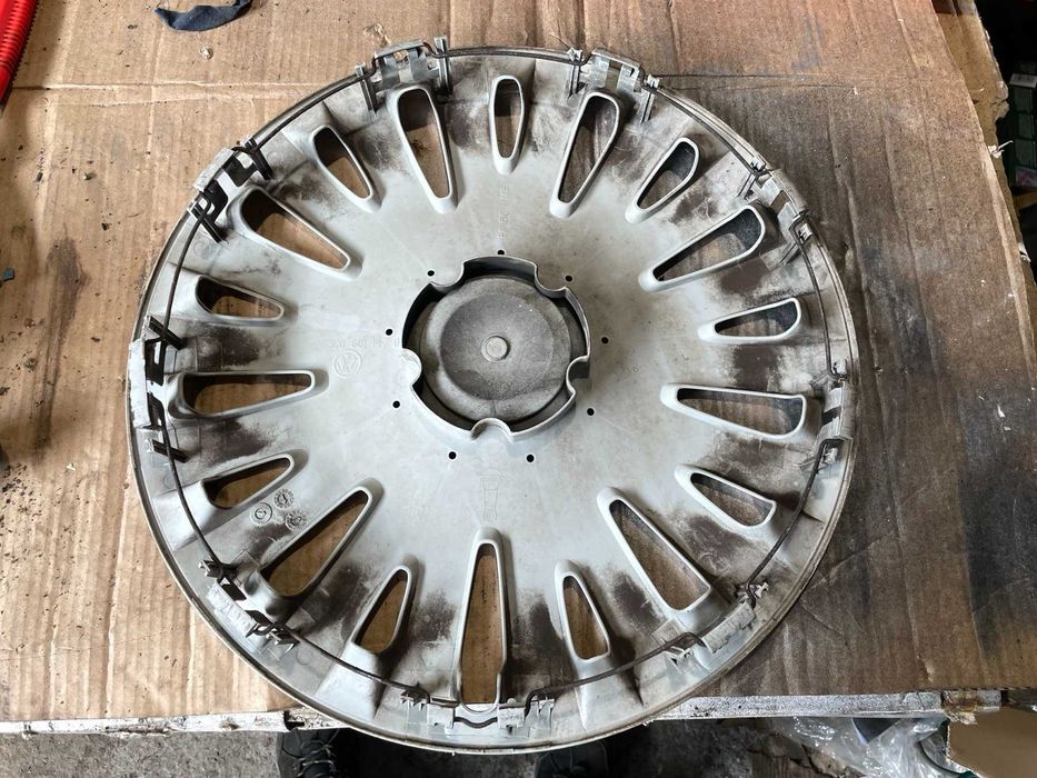 16 цола Тас за VW Volkswagen Passat Фолксваген Пасат 3C0601147B