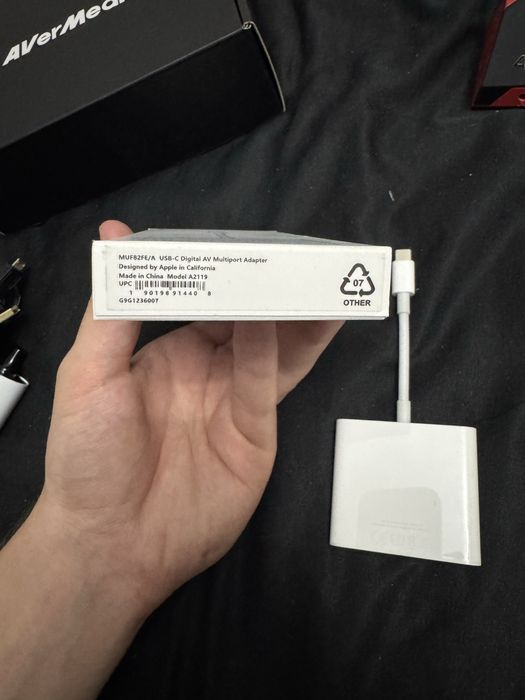 Переходник Apple USB Type-C - HDMI MUF82ZM/A белый
