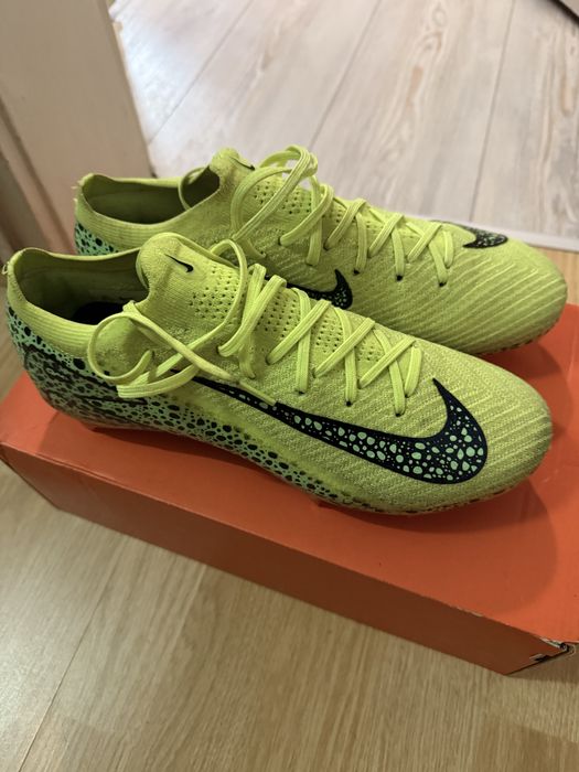 Nike mercurial бутонки