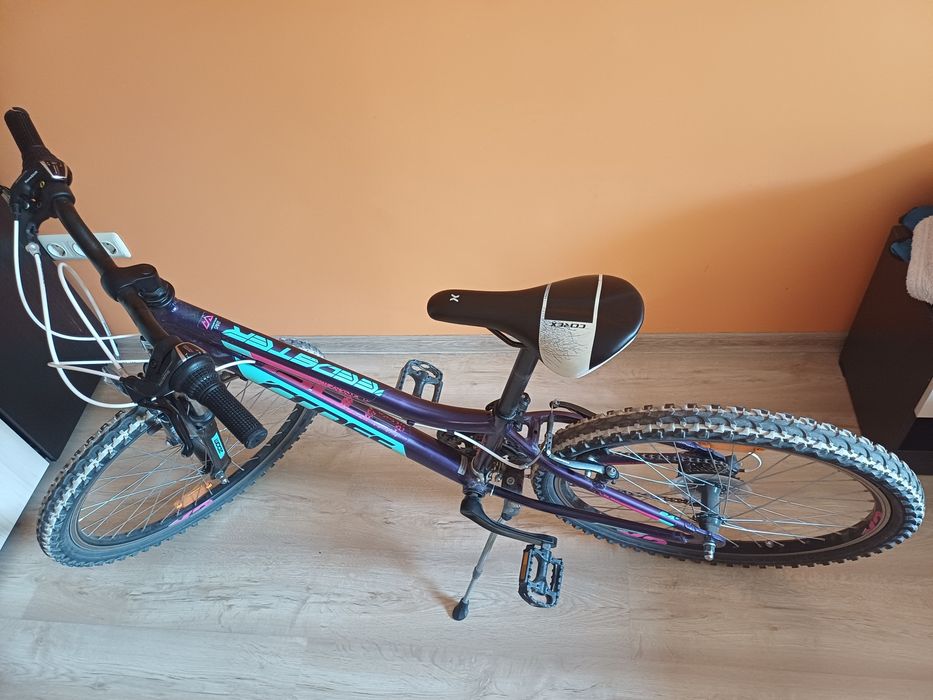 Детско колело cross 24" за момиче.