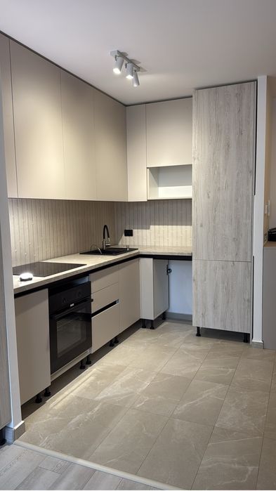 Mobilă la comandă / design interior