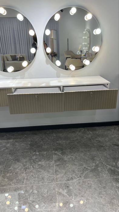 Mebel salon uchun