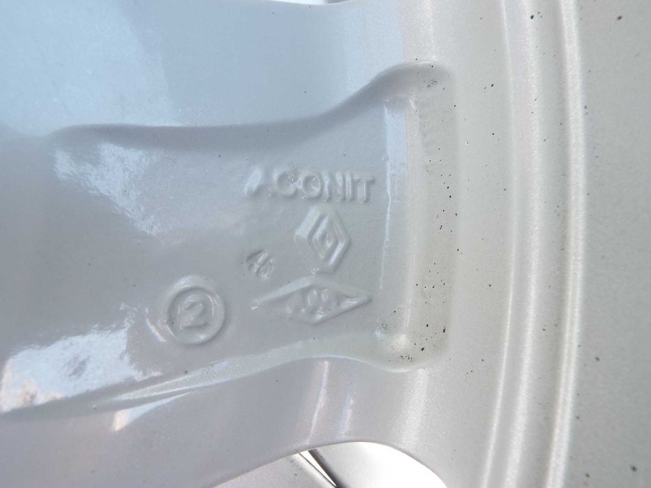 vand 4 jante pe 16" originale dacia duster,nissan juke pret 1700ron toate4