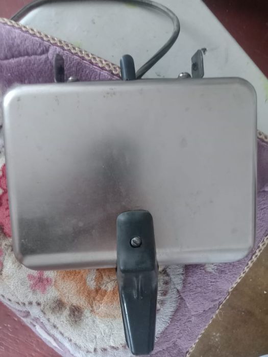 Продам вафельницу