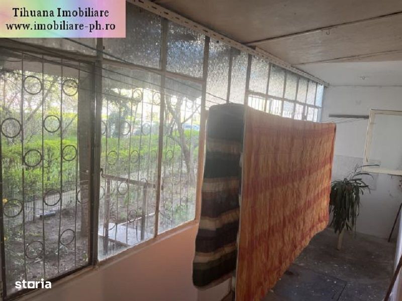 Apartament 3 camere de vanzare : 9 Mai-(Padina)