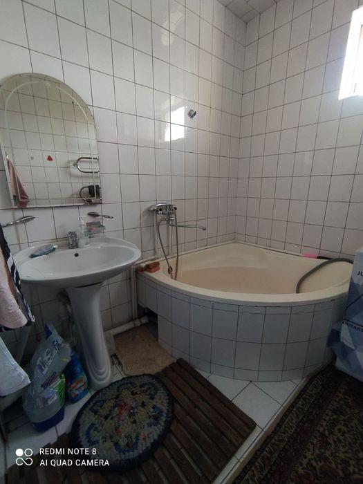 Банковская  МВД госпиталний енида дом сотилади