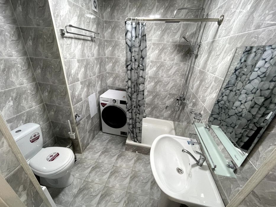 Аренда навастройка 2.хонали корасарой  янги ремонт мебель техникаси бн