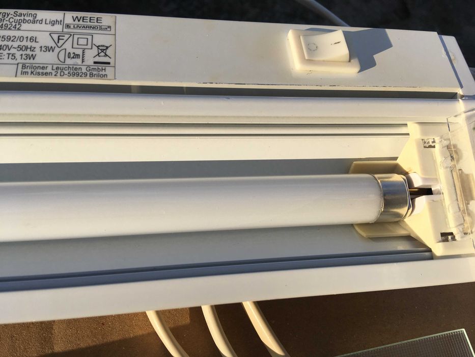 немско луминисцентно осветително тяло