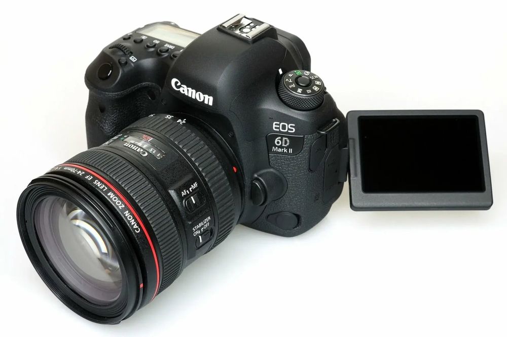 Canon 6d mark 2 продам недорго
