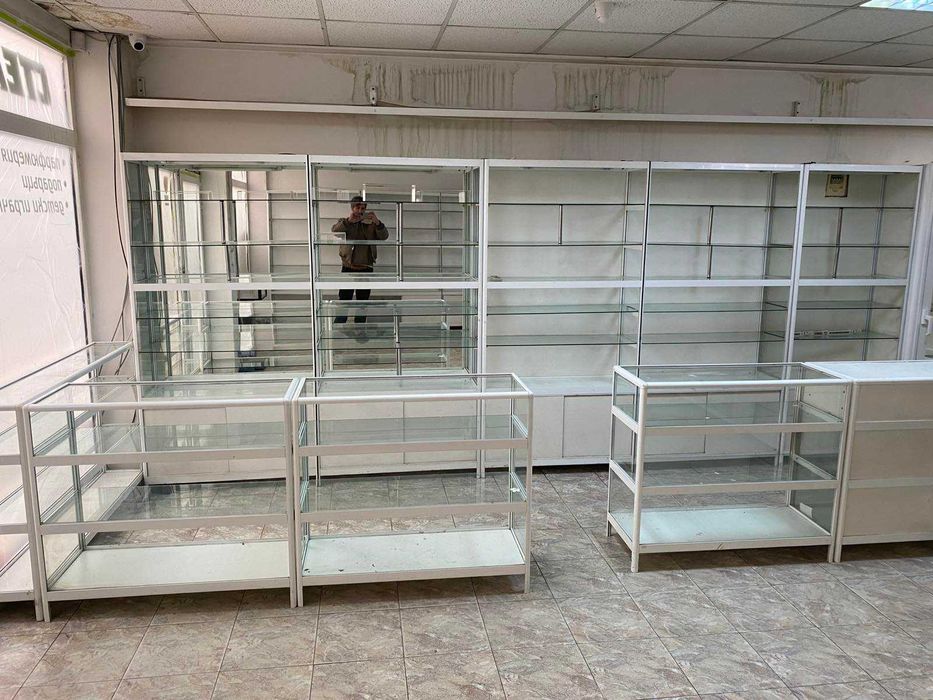 Алуминиево оборудване за търговски обект