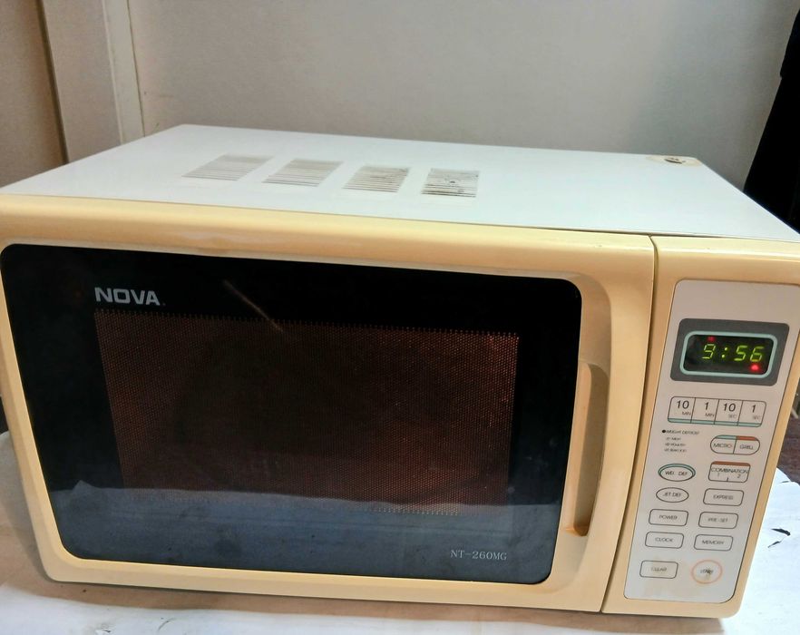 Микровълнова печка NOVA с грил