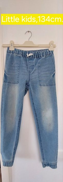 Blugi pentru băieți