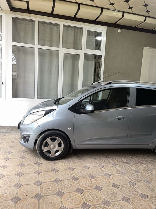 Chevrolet spark 2014