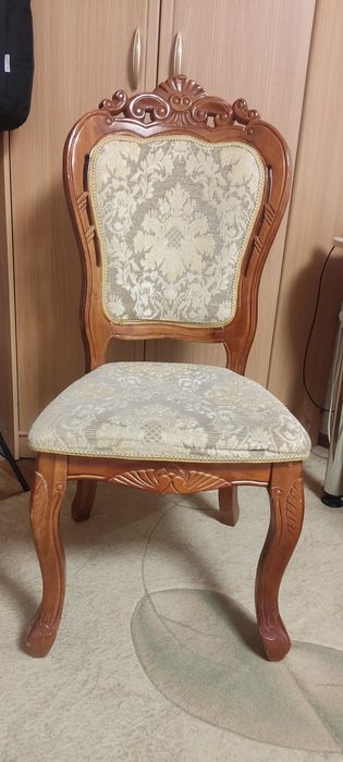 Продам срочно стул