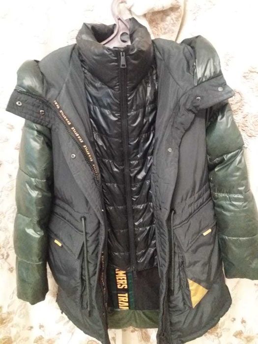 Продам куртку в отличном состоянии