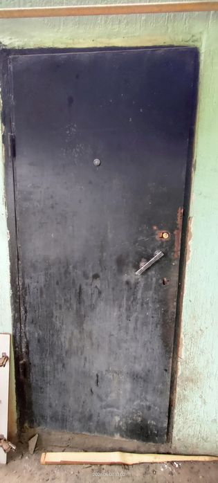 Срочно продам дверь