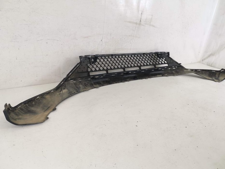 Централна решетка Долна предна броня Мерцедес-Бенц / Mercedes-Benz GLC