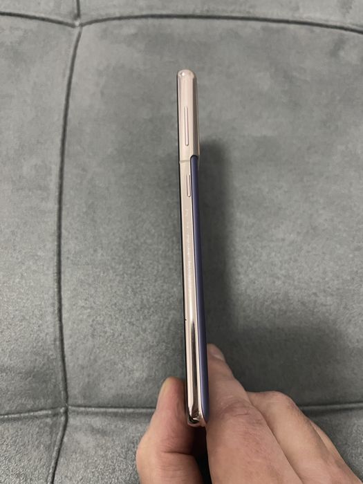 Samsung Galaxy S21 5G 128GB 8GB RAM Dual sim Violet