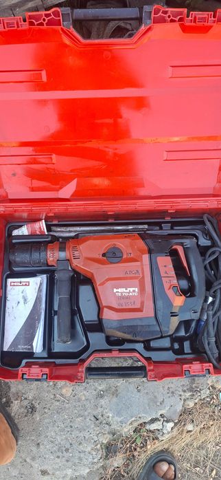Vand rampe aluminiu 3 tone noi si doua picamare hilti si makita