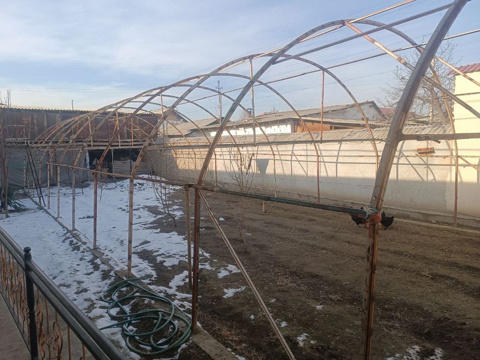 Теплица сотилади нархи келишамиз